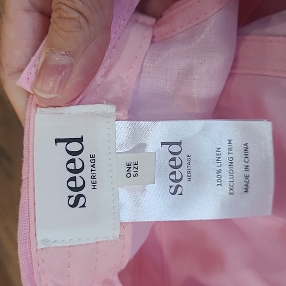 Hat - Picture 5 of 6